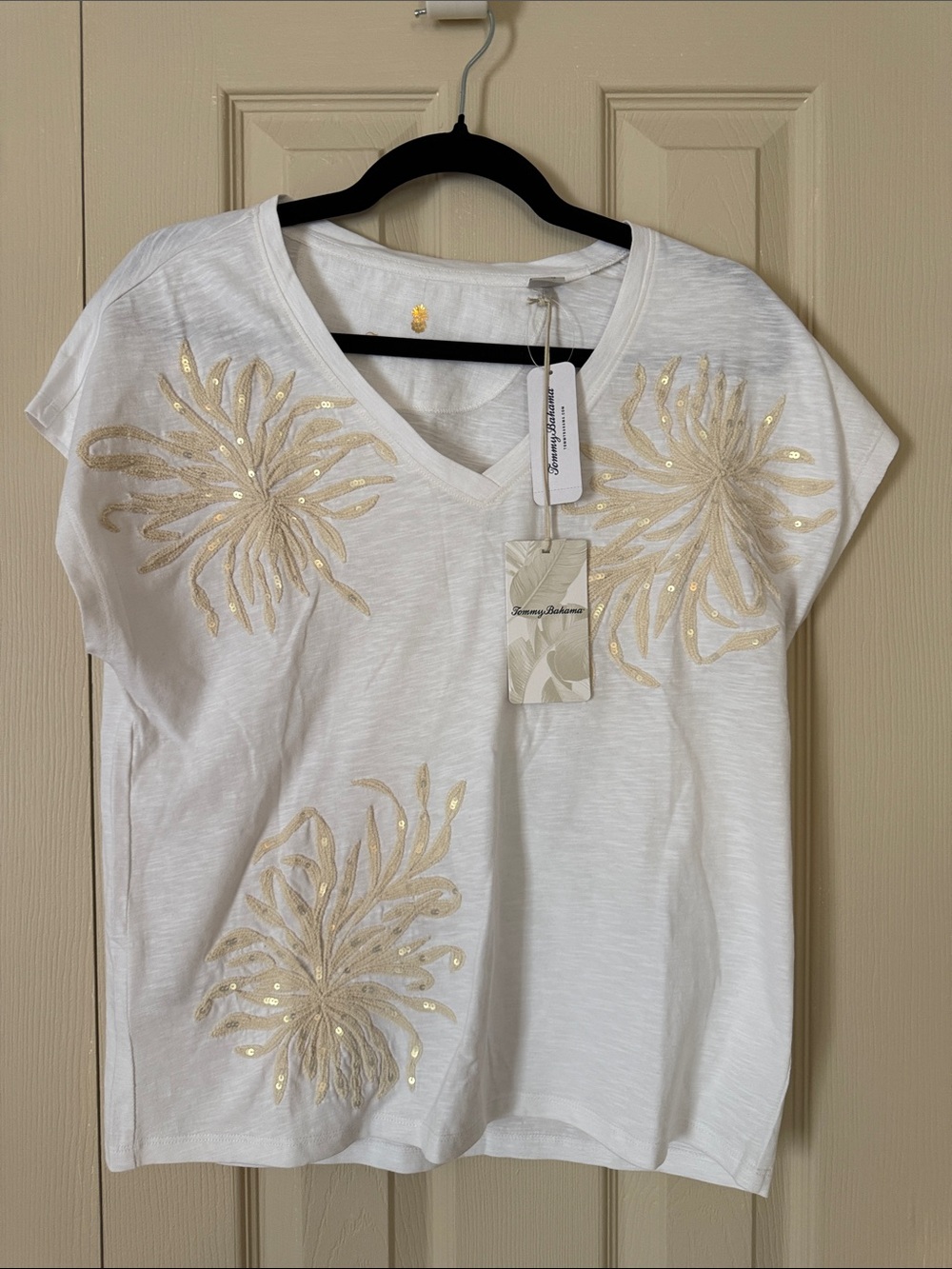 Tommy bahama nwt small White V-Neck Top Gold Sequin Floral Embroidery